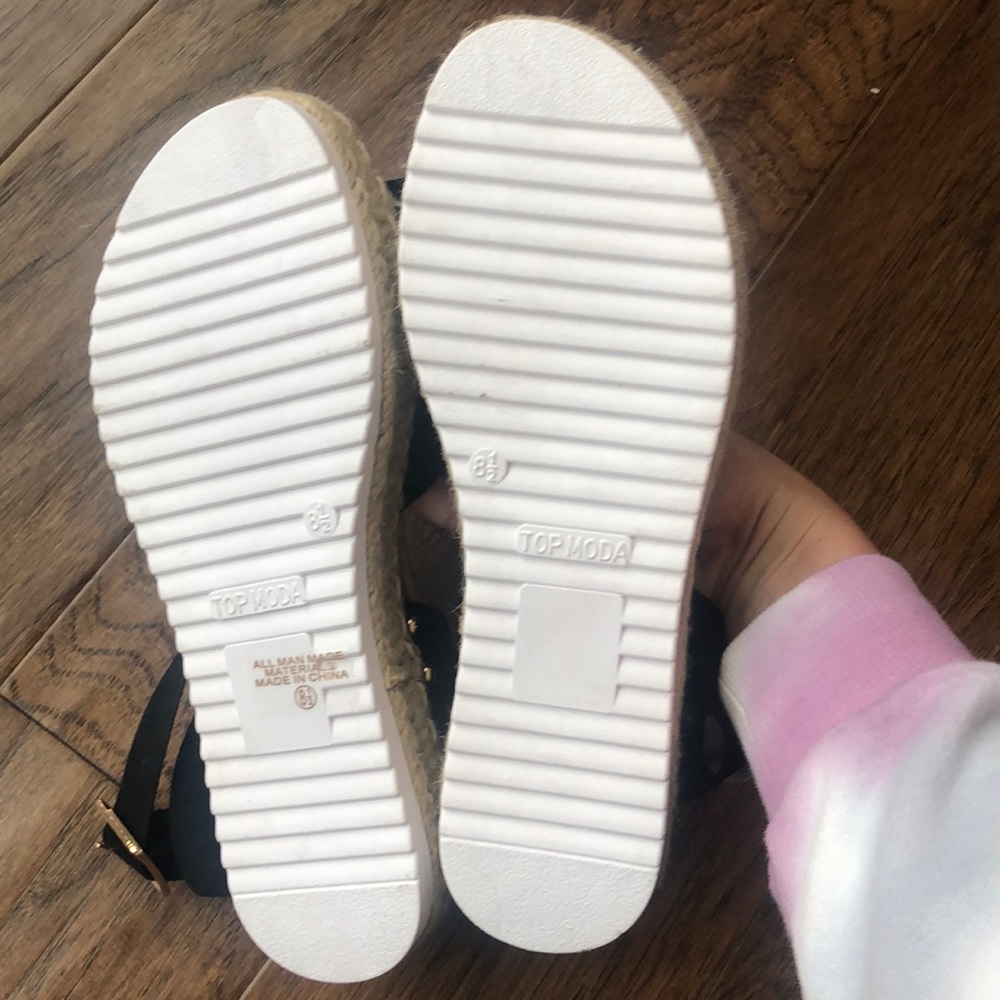 Platform sandals - Picture 4 of 4